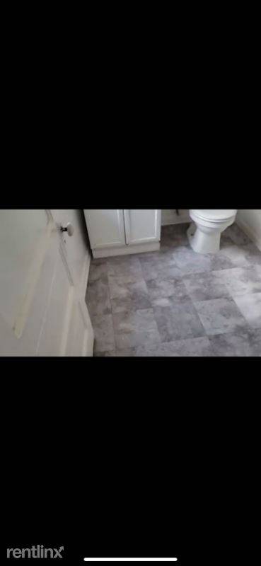 Main picture of 202 Academy St