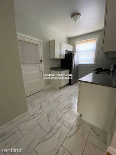 Main picture of 730 Reba Pl