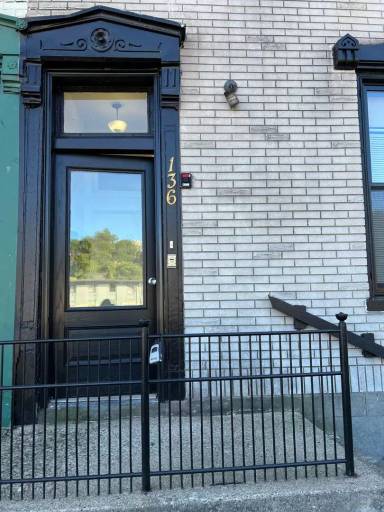 Main picture of 136 Bushkill St