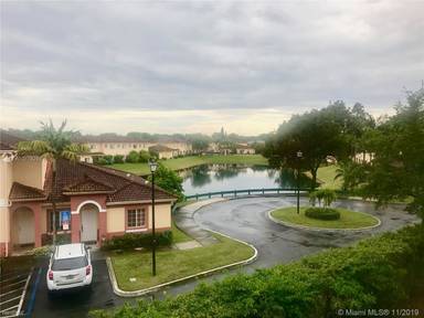 Main picture of Verabella Falls