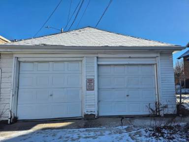 Main picture of 1718 E Geneva Pl