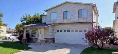 Main picture of 672 Theresea Ct