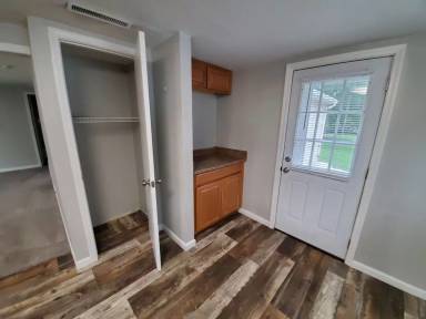Main picture of 2604 NE 44th Ave