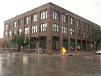 Main picture of 400 N Main Ave