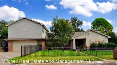 Main picture of 207 Roselawn Dr