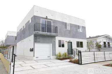 Main picture of 2822 1/2 S Cloverdale Ave