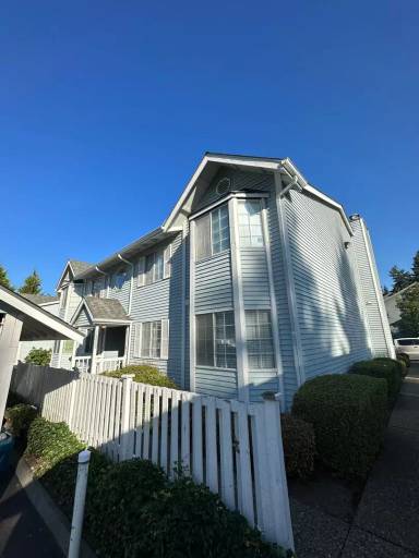 Main picture of 10813 SE 172nd St