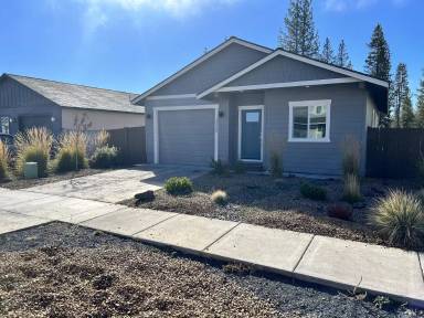 Main picture of 16495 Bassett Dr