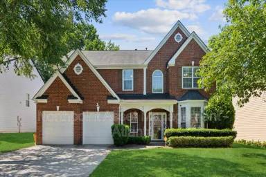 Main picture of 745 New Magnolia Ct