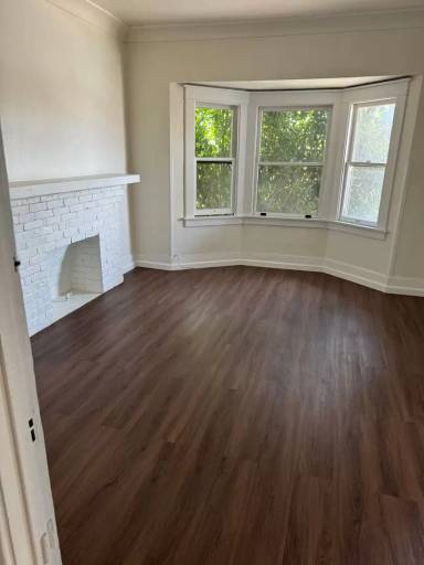 Main picture of 1834 1/2 S Bonnie Brae St