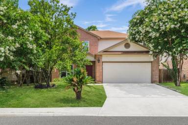 Main picture of 9323 Bowen Dr