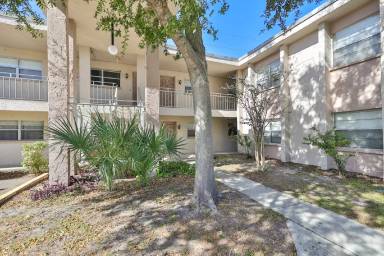 Main picture of 900 70th St N