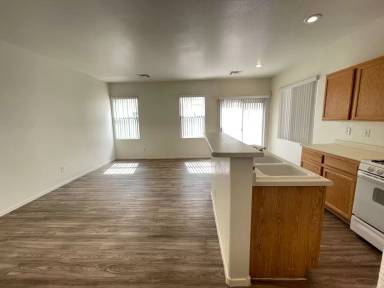 Main picture of 8049 Duneville St