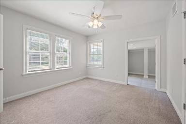 Main picture of 611 S University Dr