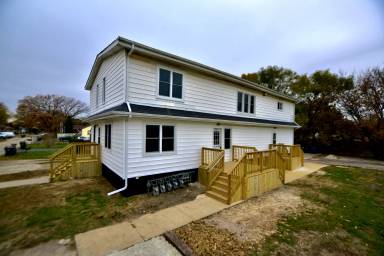 Main picture of 333 Hughes Ave