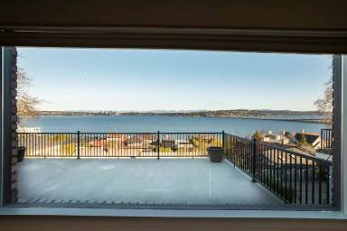 Main picture of 832 Lake Washington Blvd S