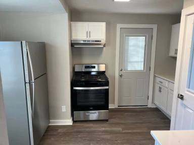 Main picture of 3658 California St