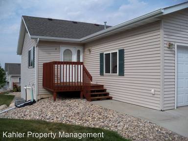 Main picture of 889 E Minnesota St