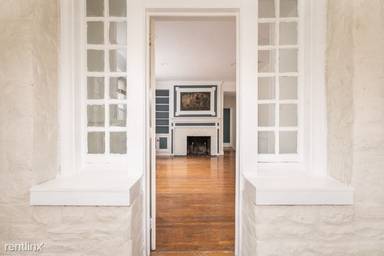 Main picture of 205 N Swarthmore Ave
