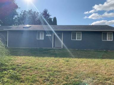 Main picture of 9806 64th Dr NE