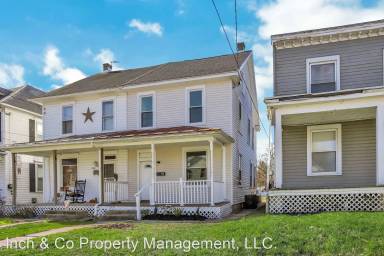 Main picture of 446 E Washington St