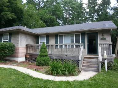 Main picture of 50 Carr St