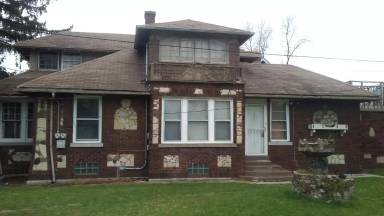 Main picture of 304 River Oaks Dr