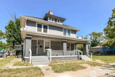 Main picture of 3702 E New York St