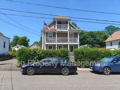 Main picture of 296 Hillside Ave