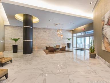 Main picture of Vue At Brickell Condo