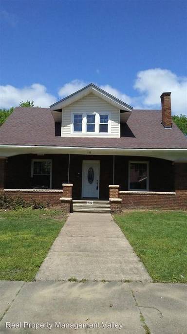 Main picture of 512 Jefferson Ave