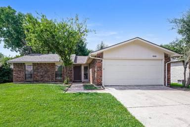 Main picture of 4141 Yellowleaf Dr