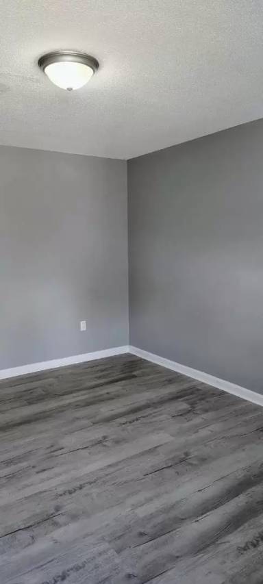 Main picture of 108 Brooks Blvd