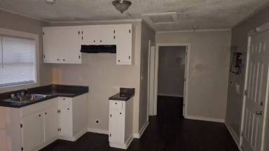 Main picture of 1659 Patton St