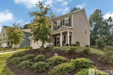Main picture of 117 Cramerton Mills Pkwy