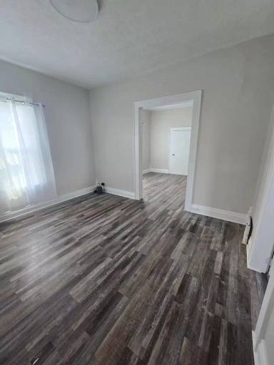 Main picture of 1012 S 3rd St