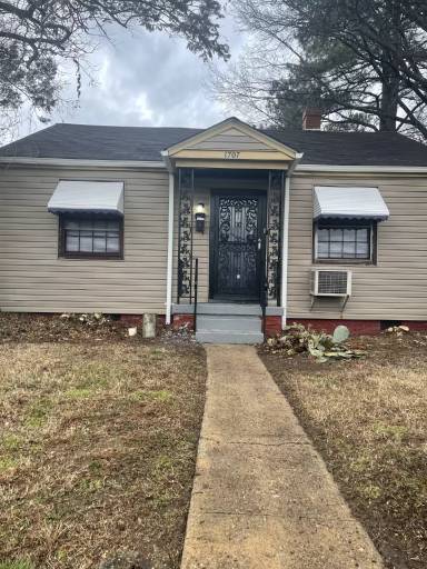 Main picture of 1707 Dinwiddie Ave