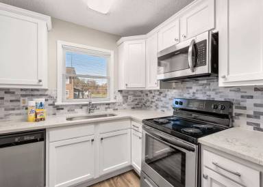 Main picture of 8150 Prestwick Ct