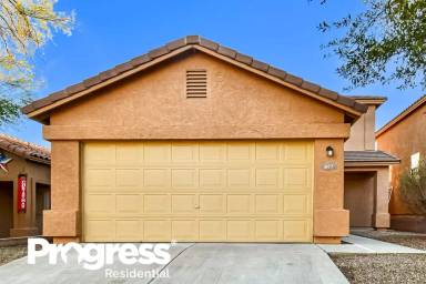 Main picture of 677 W Amber Sun Dr