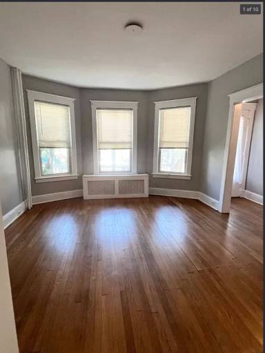 Main picture of 121 Winthrop Ave