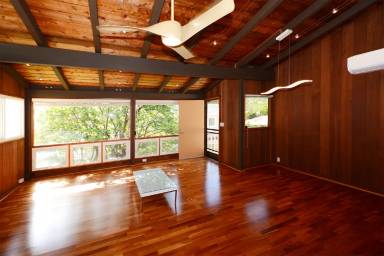 Main picture of 2442 10th Ave