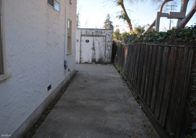Main picture of 1155 Newhall St