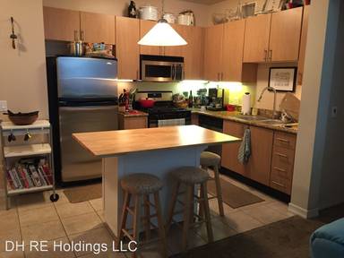 Main picture of Union Square At Broadway Condominiums