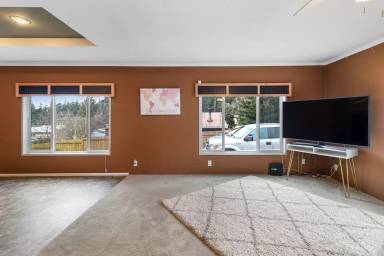 Main picture of 4323 Rhododendron Dr