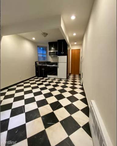 Main picture of 231 East 50th St