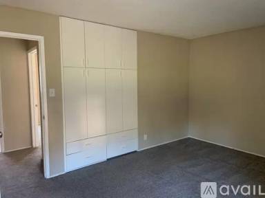 Main picture of 147 Roundtree Blvd