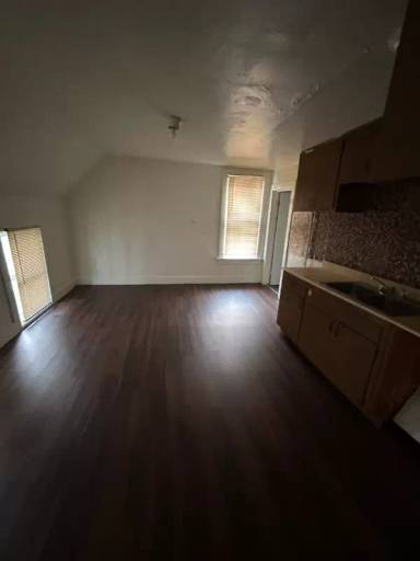 Main picture of 1833 N 17th St
