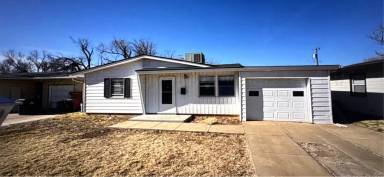 Main picture of 4008 Gables St