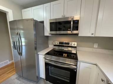 Main picture of 1430 S Grape St