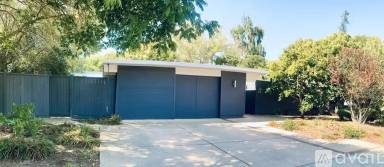 Main picture of 3482 Kenneth Dr